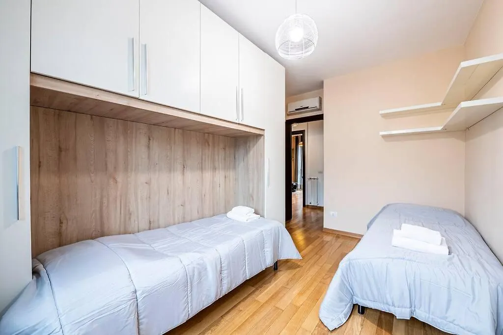 Vittorio gui apartment-1